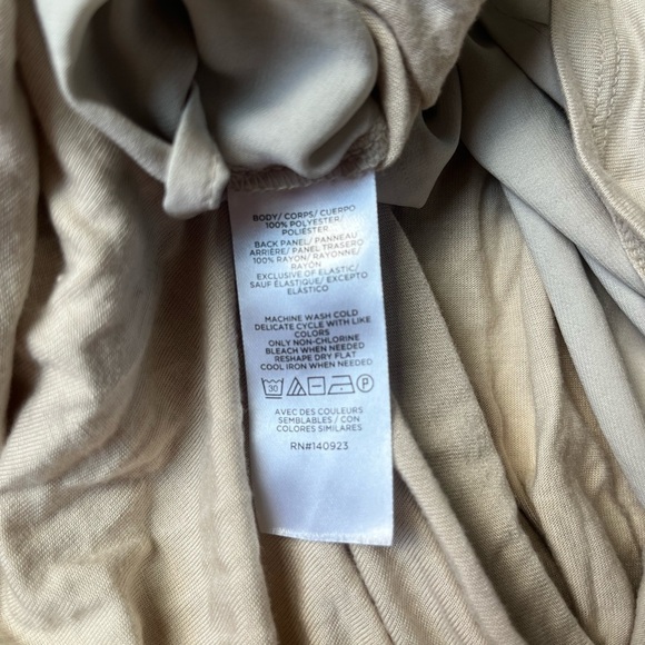 LOFT Beige Blouse - Picture 6 of 6